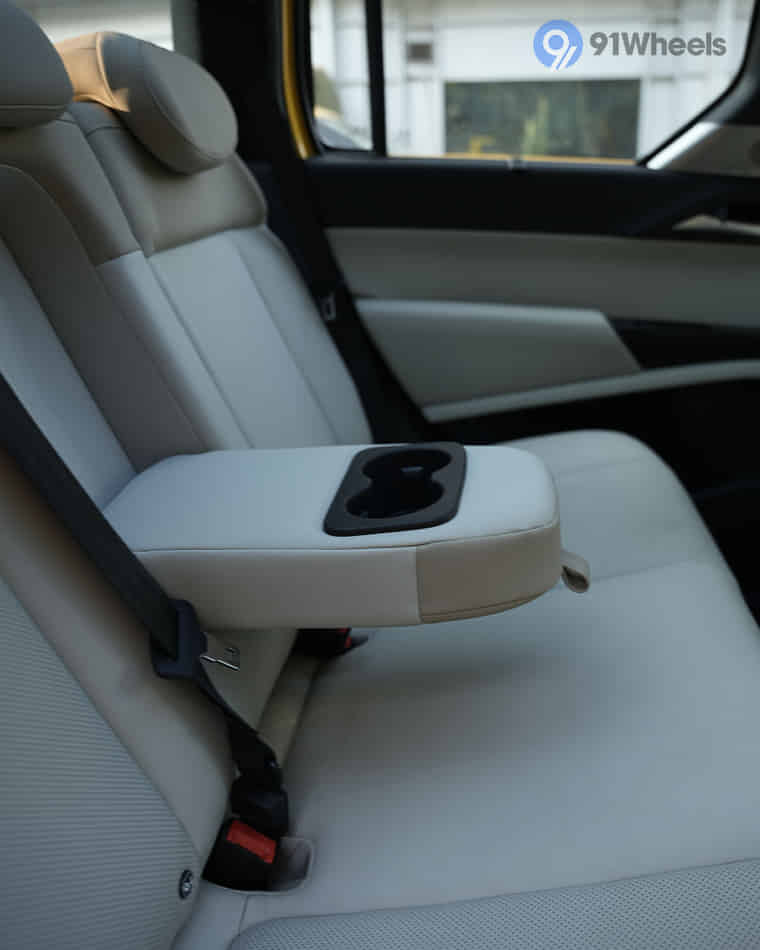 Seats & Cabin Comfort - 2 Seats & Cabin Comfort - 2