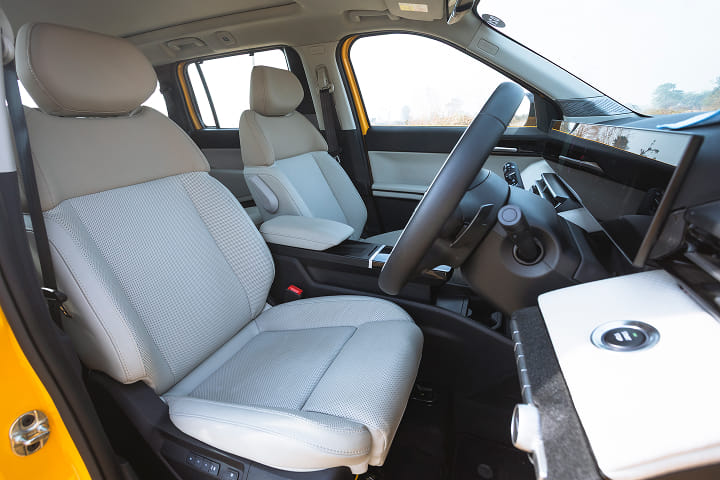 Tata Sierra Front Row Seats Tata Sierra Front Row Seats