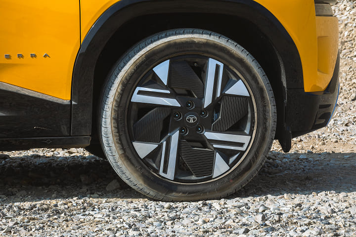 Tata Sierra Wheel