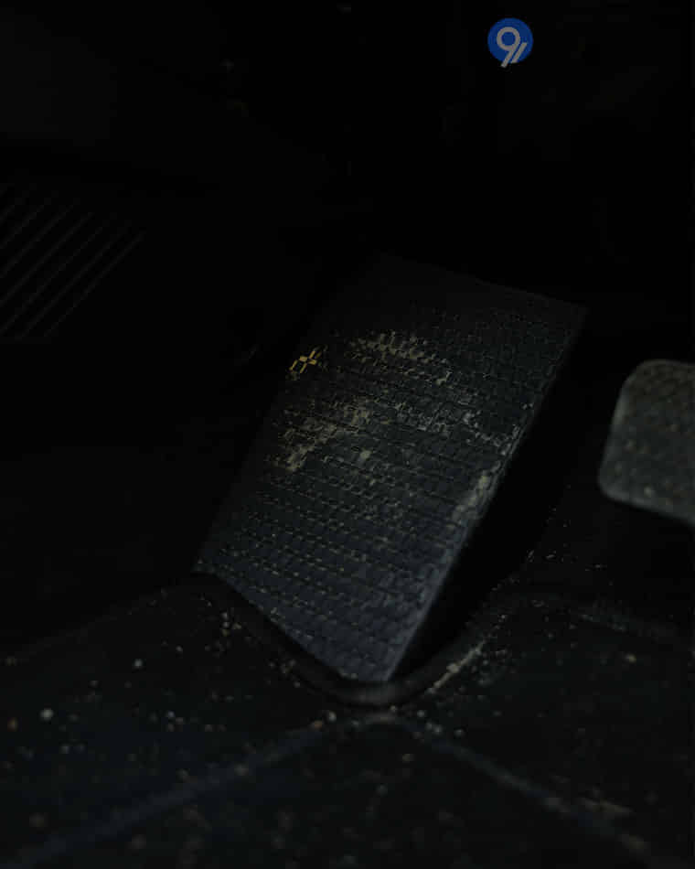 Driver Controls - 8 Driver Controls - 8