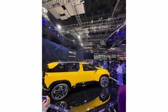 Tata Sierra Right Side View Tata Sierra Right Side View