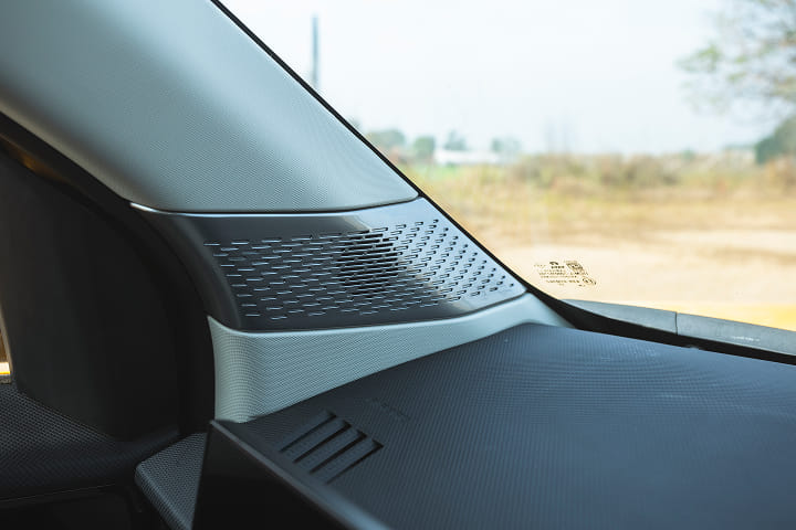 Tata Sierra Front Tweeters Tata Sierra Front Tweeters