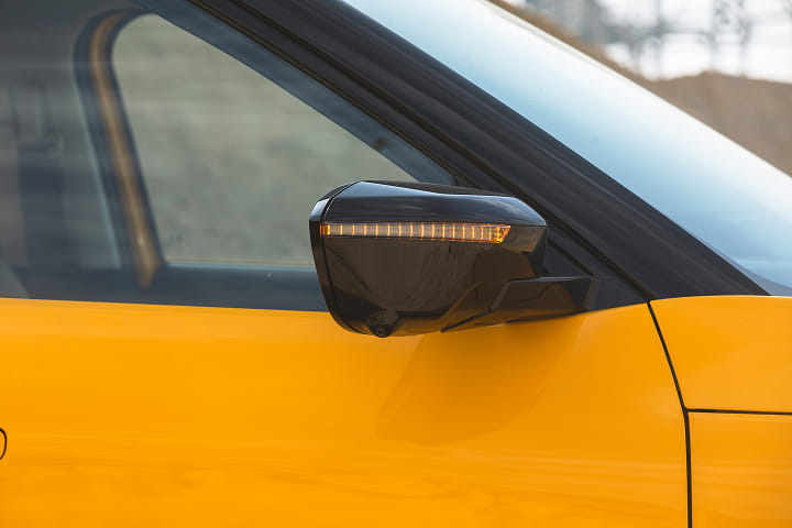 Tata Sierra ORVM Blinker Tata Sierra ORVM Blinker