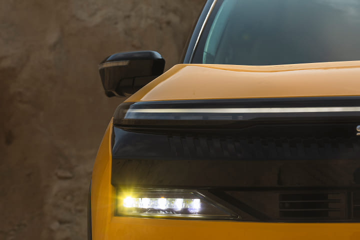 Tata Sierra Headlight Tata Sierra Headlight