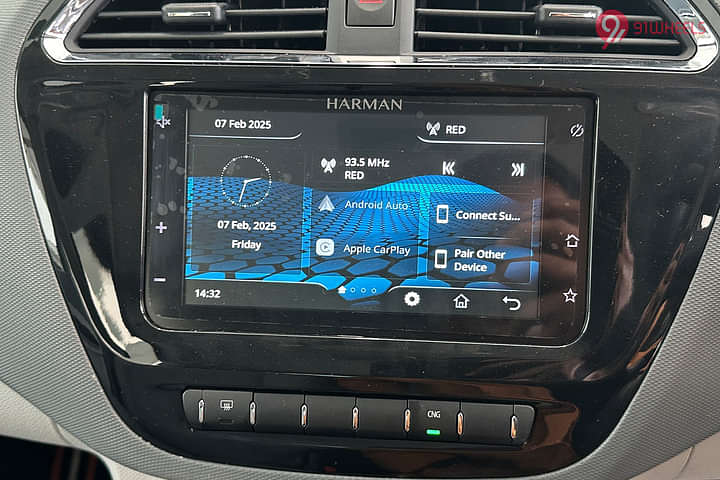 Tata Tiago CNG Infotainment System