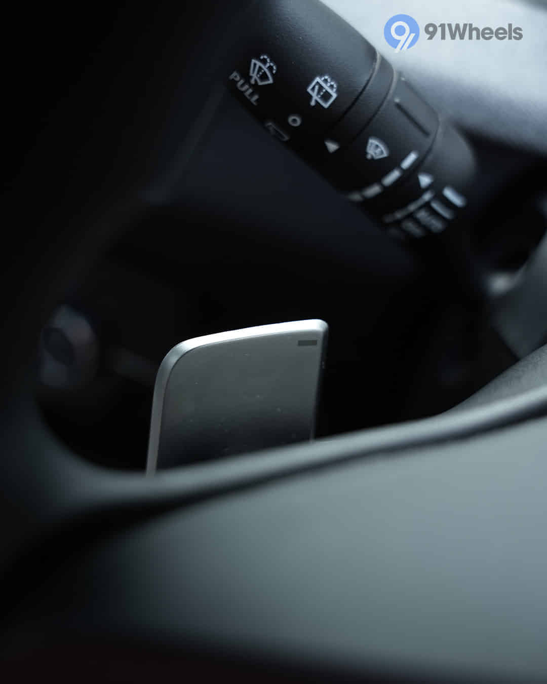 Left Paddle Shifter Left Paddle Shifter