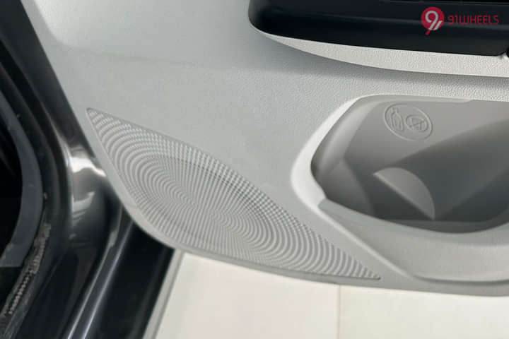 Tata Tiago CNG Rear Speakers