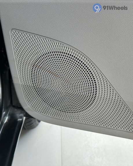 Tiago CNG 2022-2026 Rear Speakers