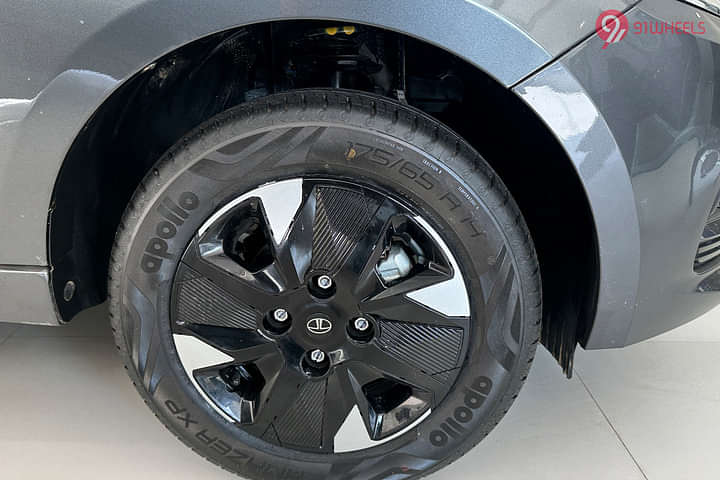 Tata Tiago CNG Wheel