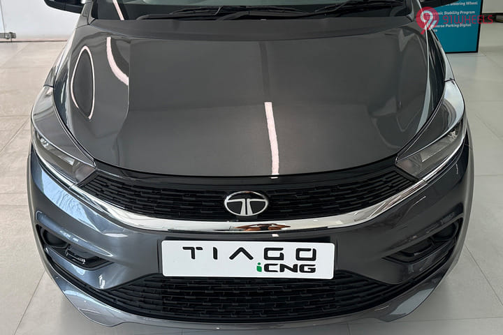 Tata Tiago CNG Closed Hood/Bonnet Tata Tiago CNG Closed Hood/Bonnet