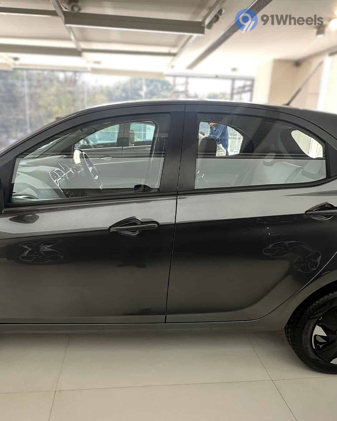 Side Glass Housing Side Glass Housing