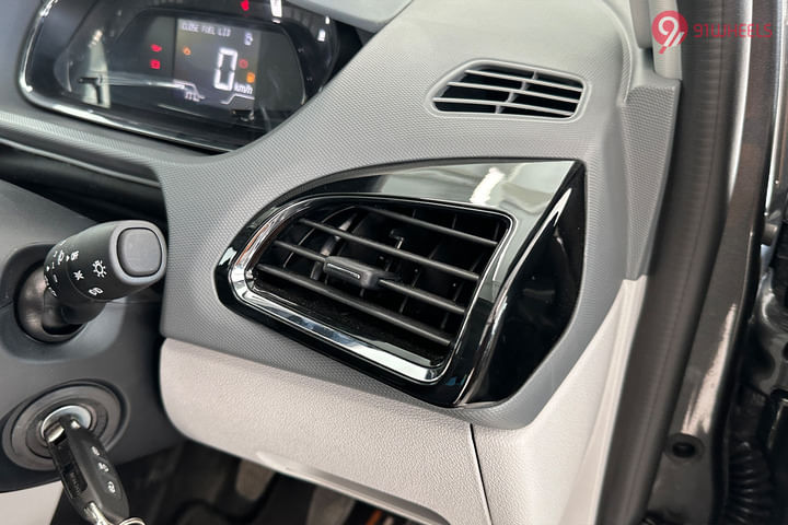Tata Tiago CNG Right Side Air Vents