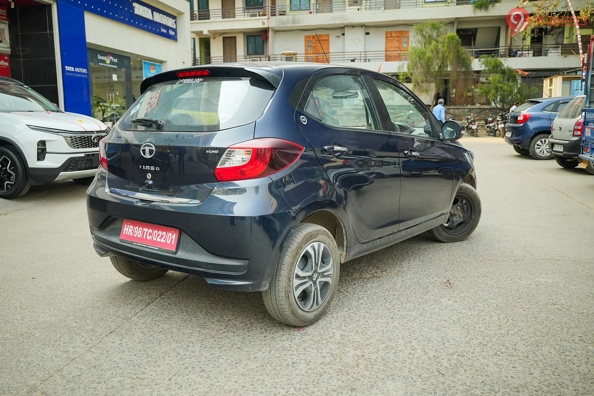 Tata Tiago CNG Right Rear Three Quarter