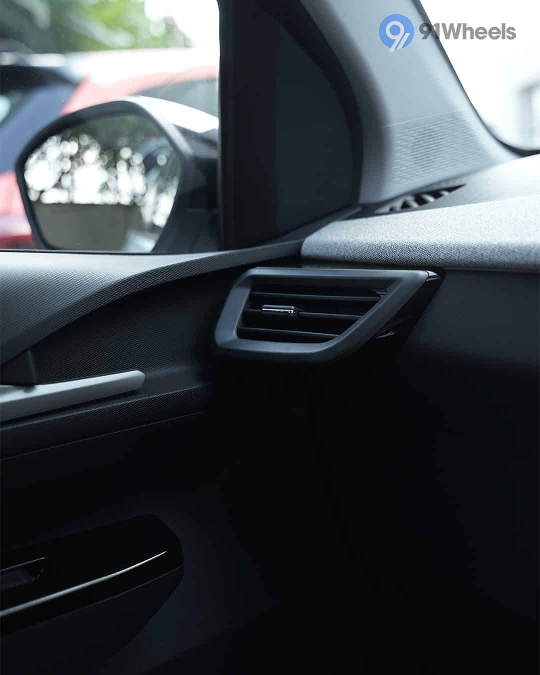 Front Passenger Air Vents Front Passenger Air Vents