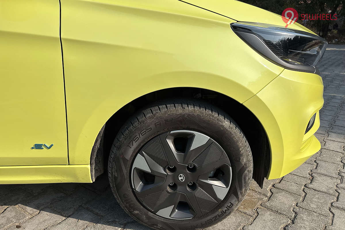 Tata Tiago EV Front Fender
