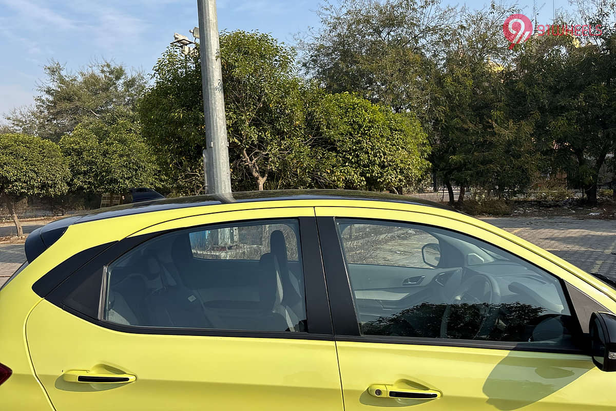 Tata Tiago EV Side Glass Housing