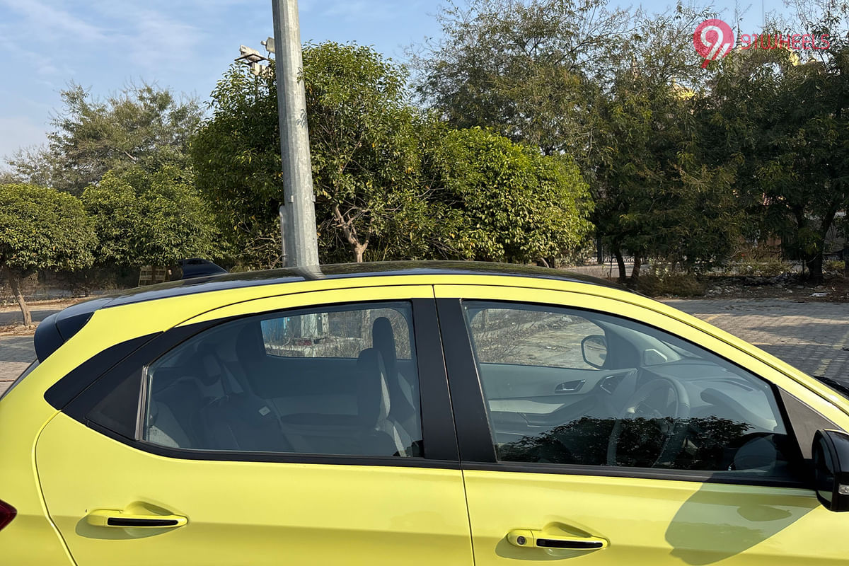 Tata Tiago EV Side Glass Housing