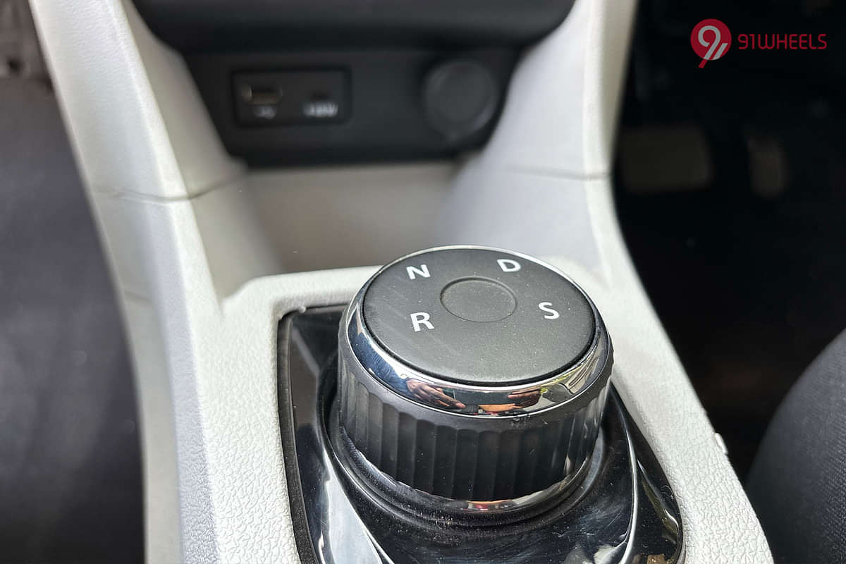 Tata Tiago EV Gear Shifter/Gear Shifter Stalk