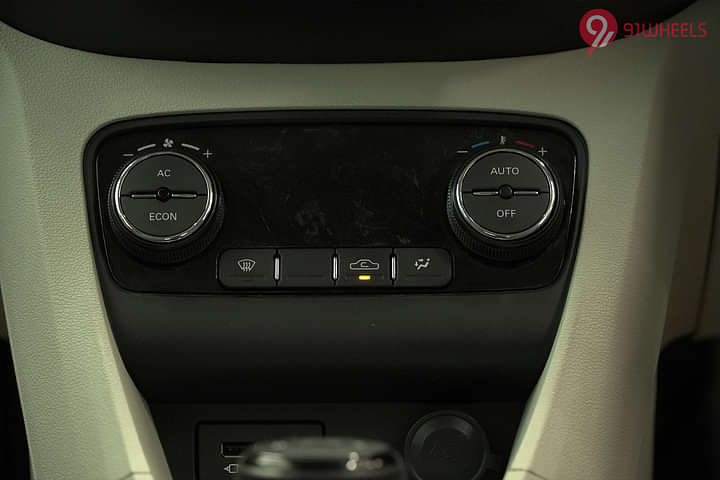 Tata Tiago EV AC Controls