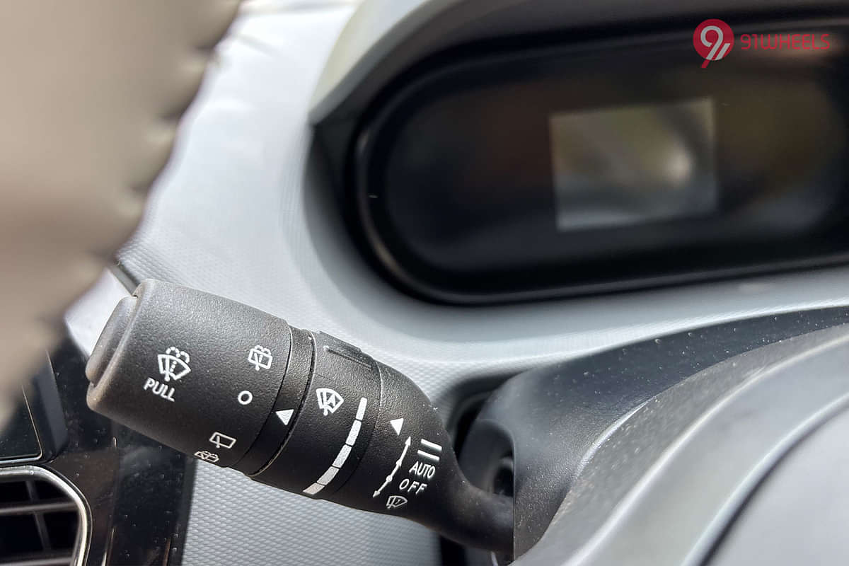 Tata Tiago EV Wiper Stalk