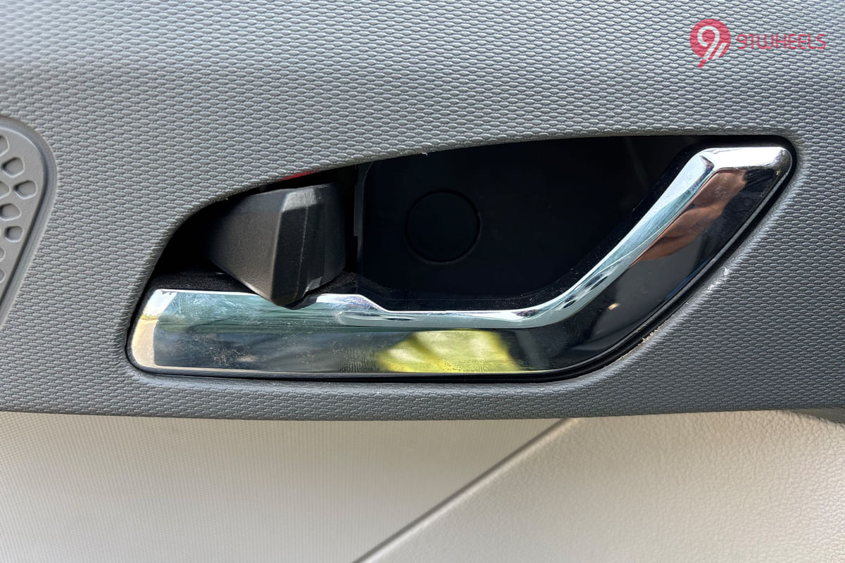 Tata Tiago EV Rear Door Pad Handle