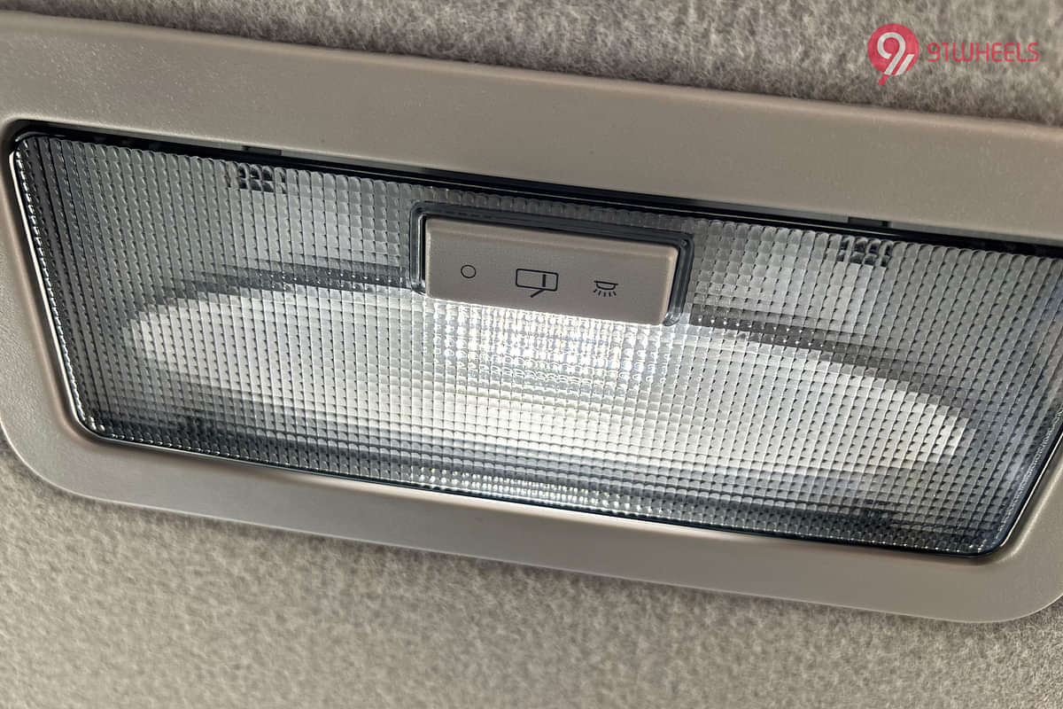 Tata Tiago EV Roof Mounted Controls/Sunroof & Cabin Light Controls
