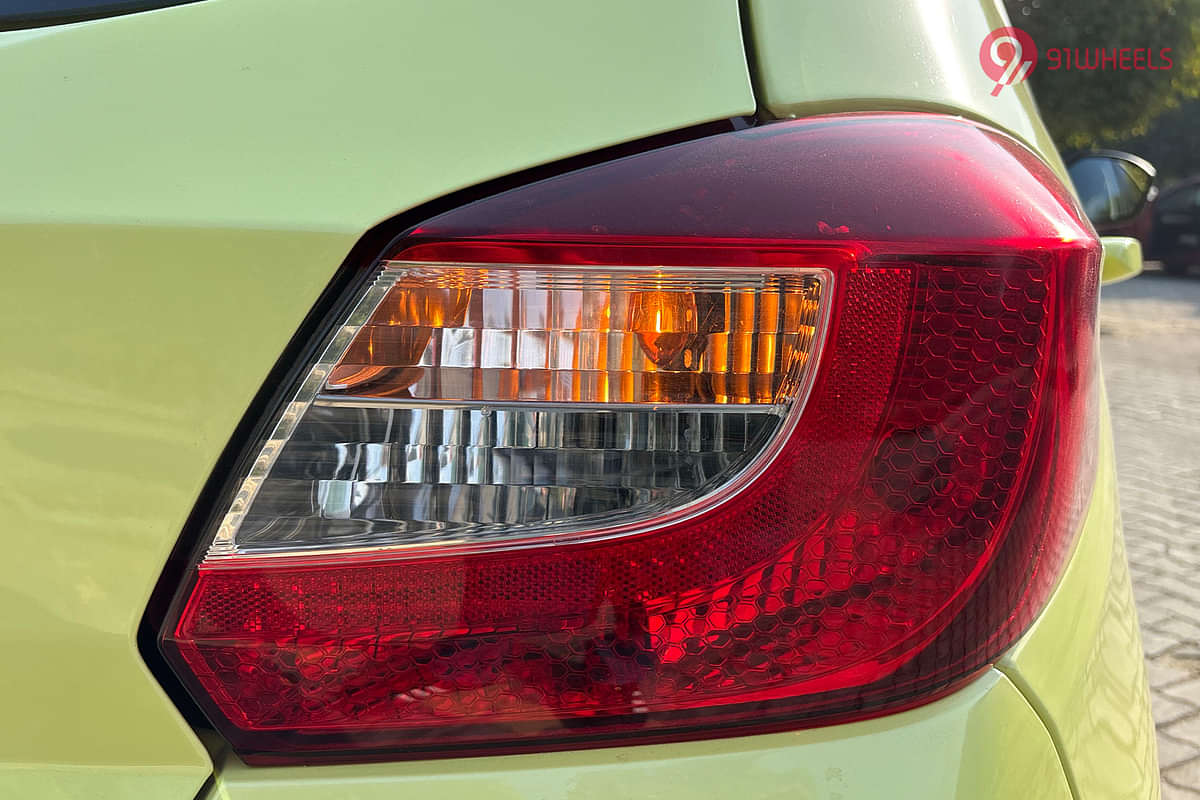 Tata Tiago EV Rear Signal/Blinker Light