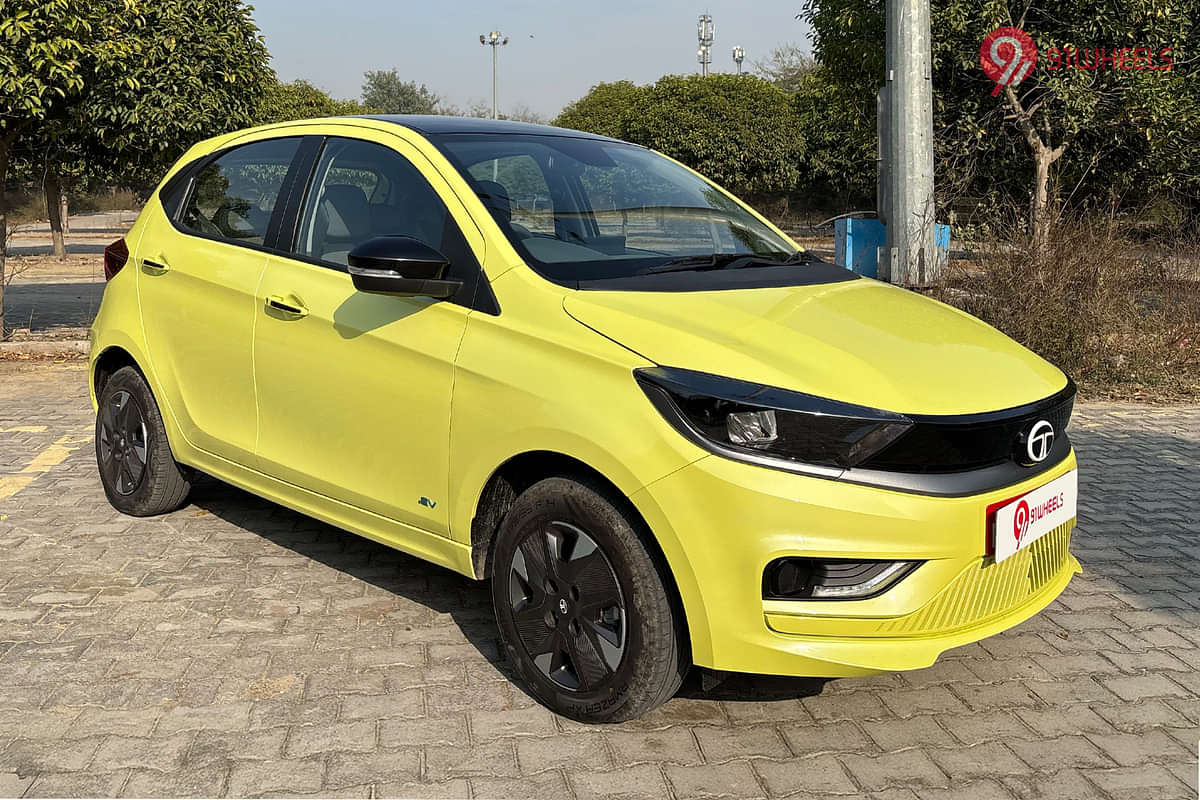 Tata Tiago EV Right Front Three Quarter