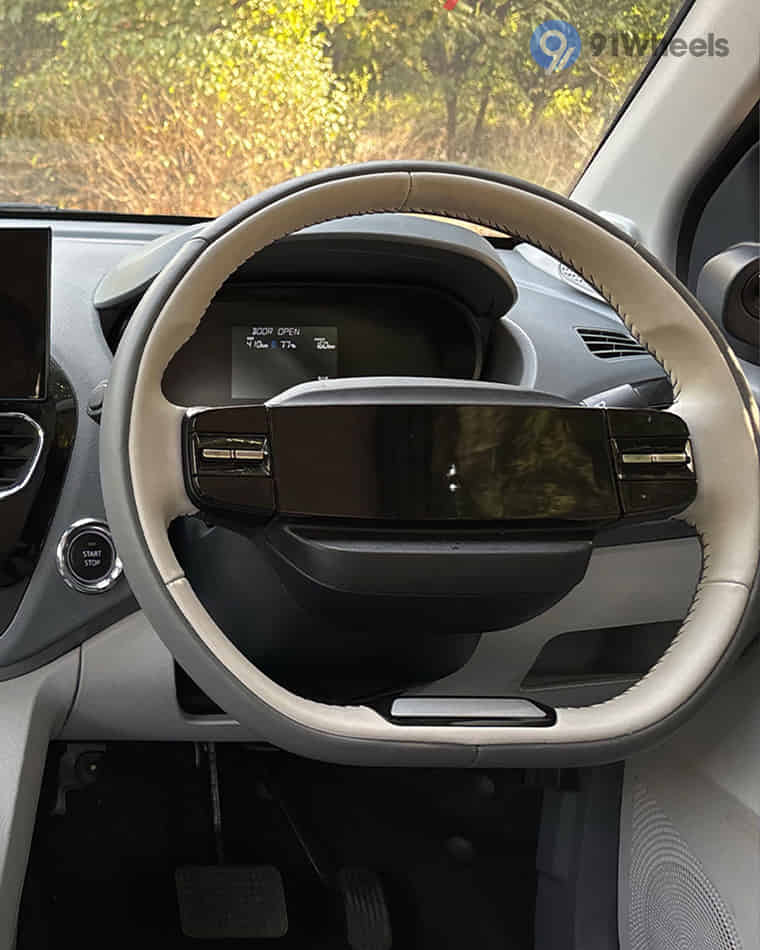 Dashboard & Front Cabin - 2