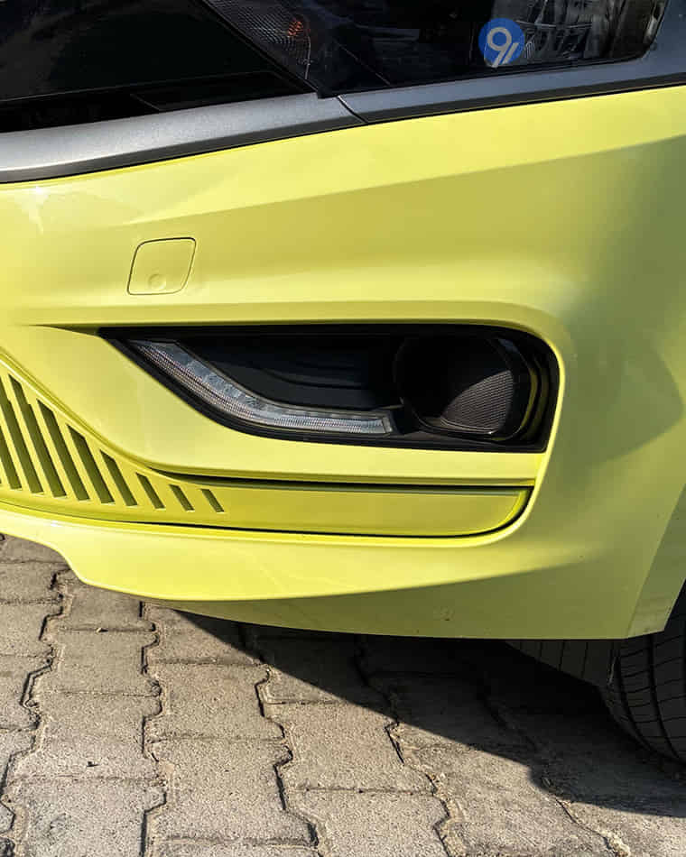 Headlights & Tail-lights - 2