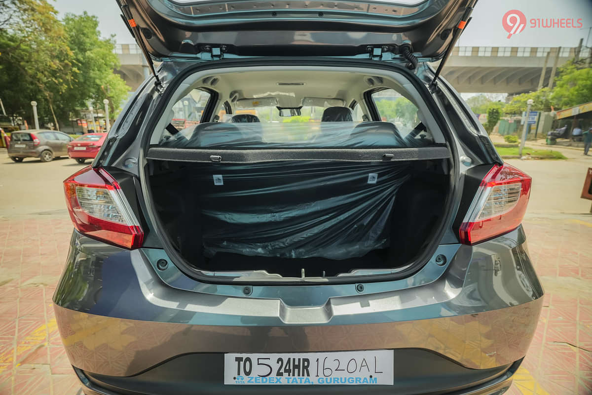 Tata Tiago Bootspace