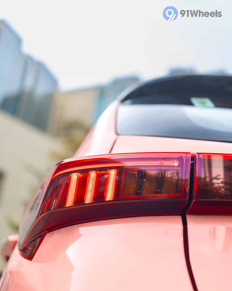 Headlights & Tail-lights - 3