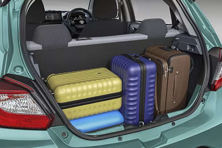 Tata Tiago Open Boot/Trunk