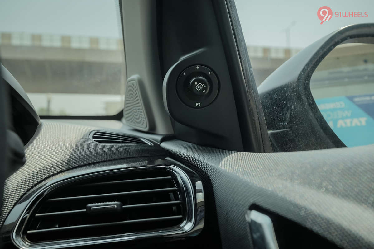 Tata Tiago Right Side Air Vents