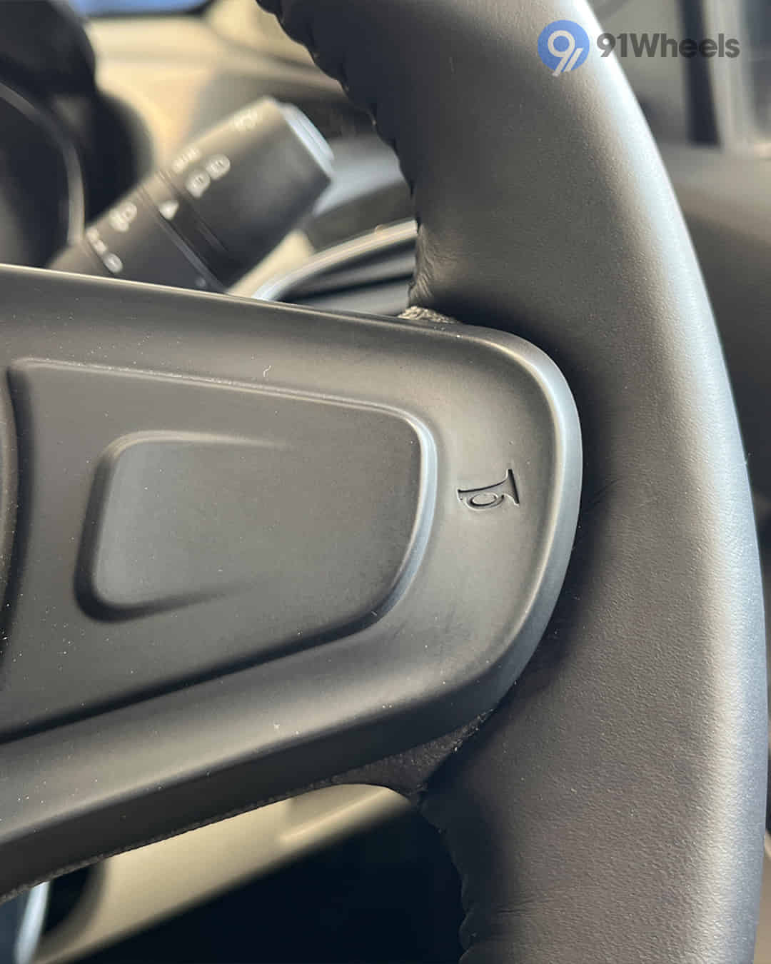 Right Steering Mounted Controls