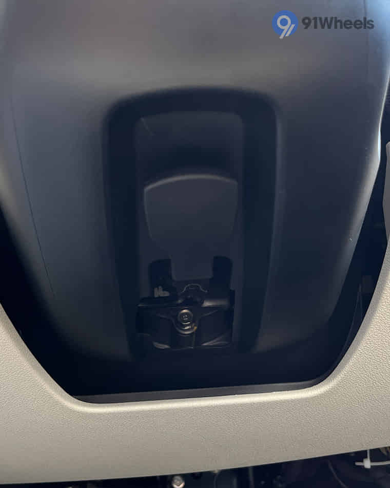 Driver Controls - 7