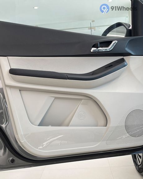 Tigor CNG Rear Door Pocket