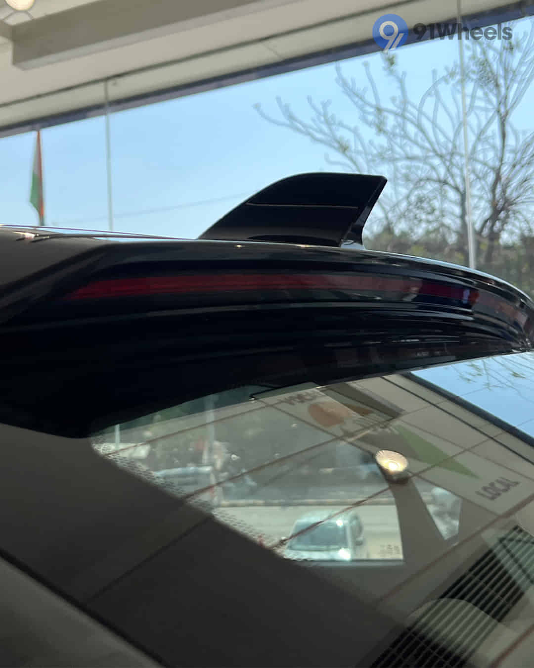 Rear Spoiler