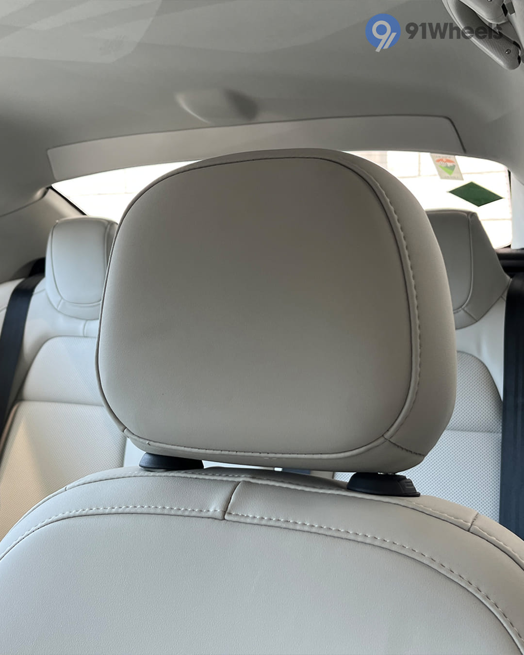 Seats & Cabin Comfort - 4