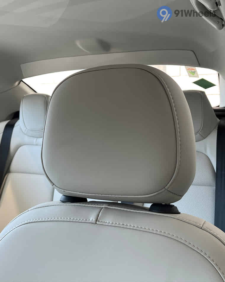 Seats & Cabin Comfort - 3