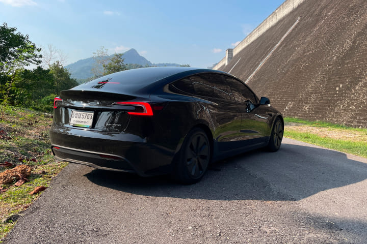 Tesla Model 3 Right Rear Three Quarter