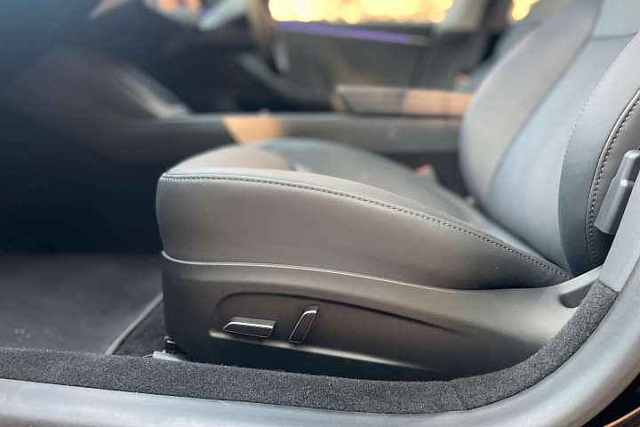 Tesla Model 3 Seat Adjustment for Driver