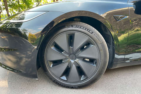 Tesla Model 3 Wheel