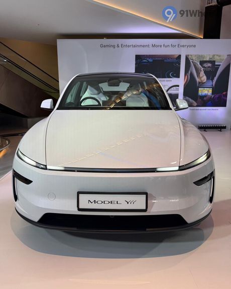 Model Y Premium Closed Hood / Bonnet