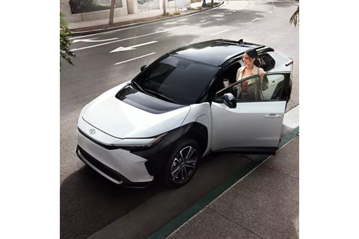Toyota bZ4X Car Roof