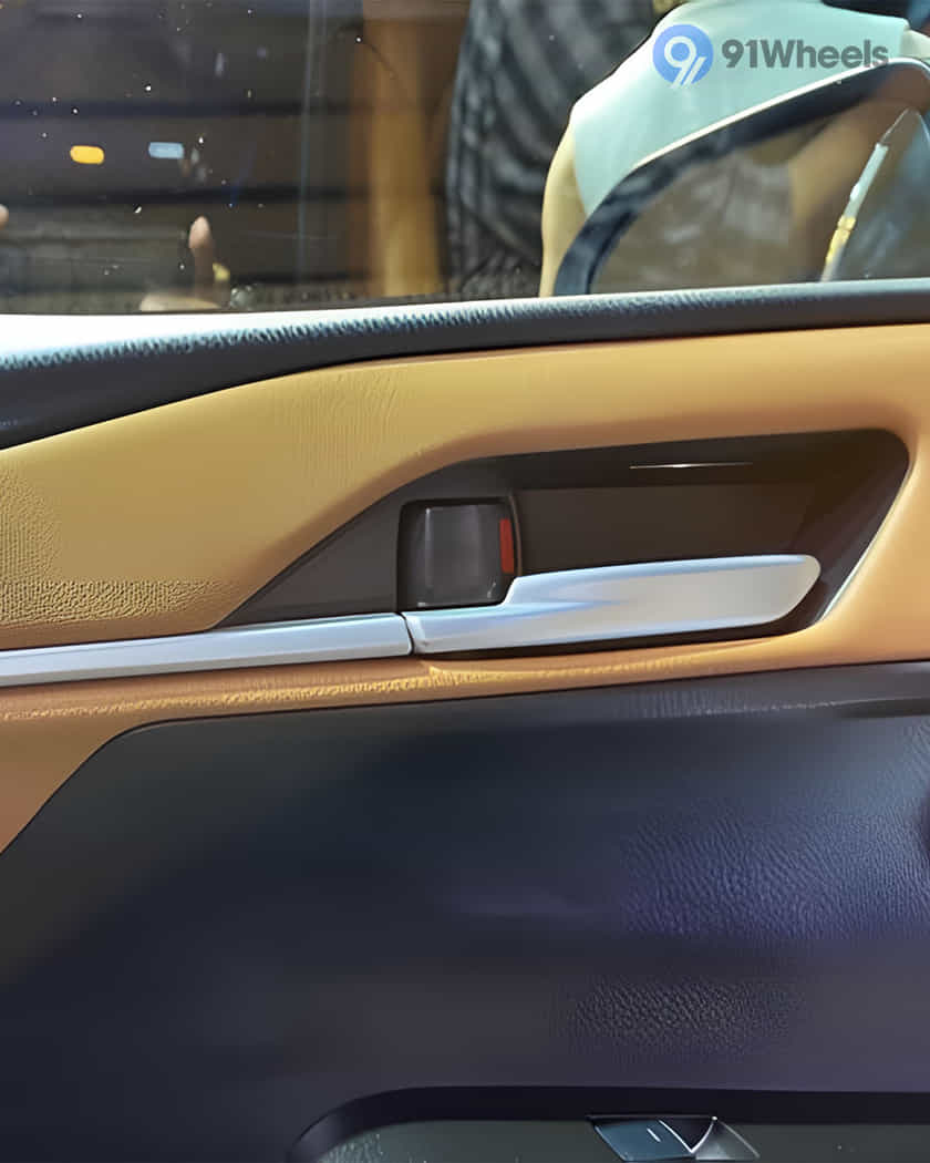 Toyota Camry Front Door Handle