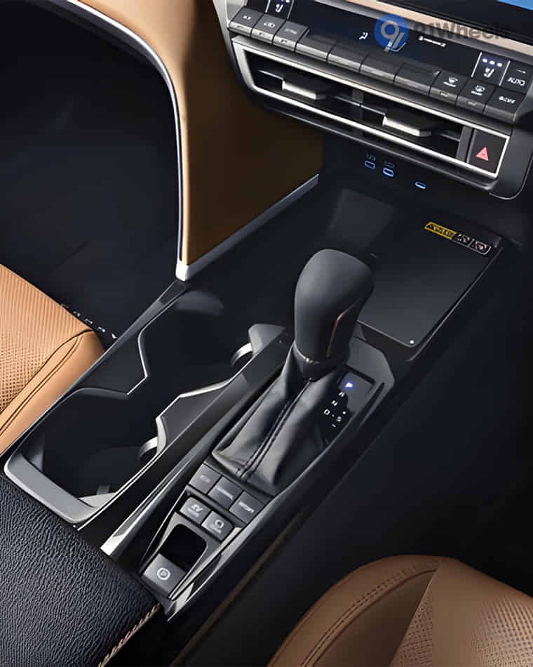 Dashboard & Front Cabin - 1 Dashboard & Front Cabin - 1