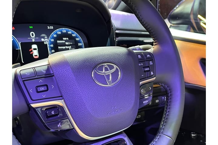 Toyota Camry Right Steering Mounted Controls