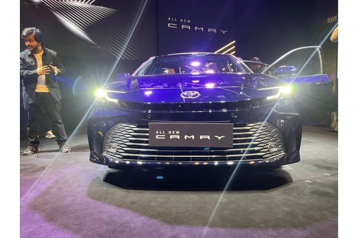 Toyota Camry Front Bumper