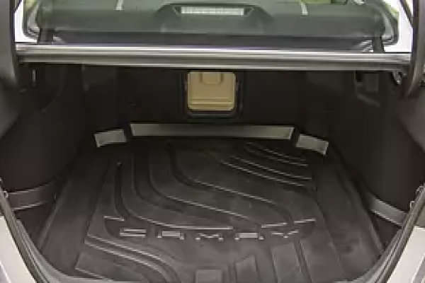 Toyota Camry Open Boot/Trunk